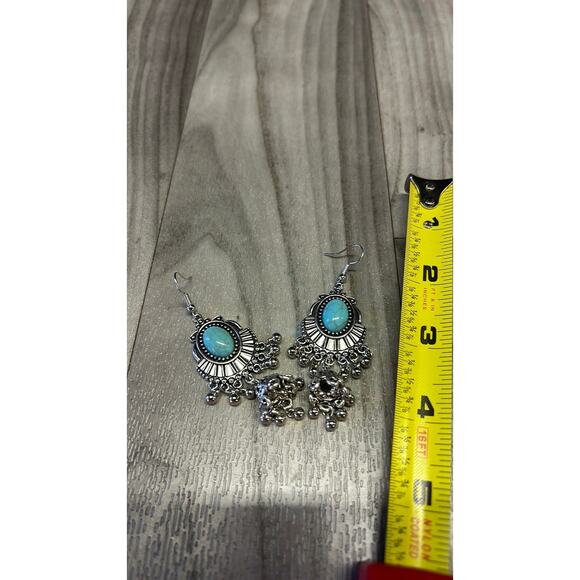 Turquoise dangly earrings - Picture 5 of 5